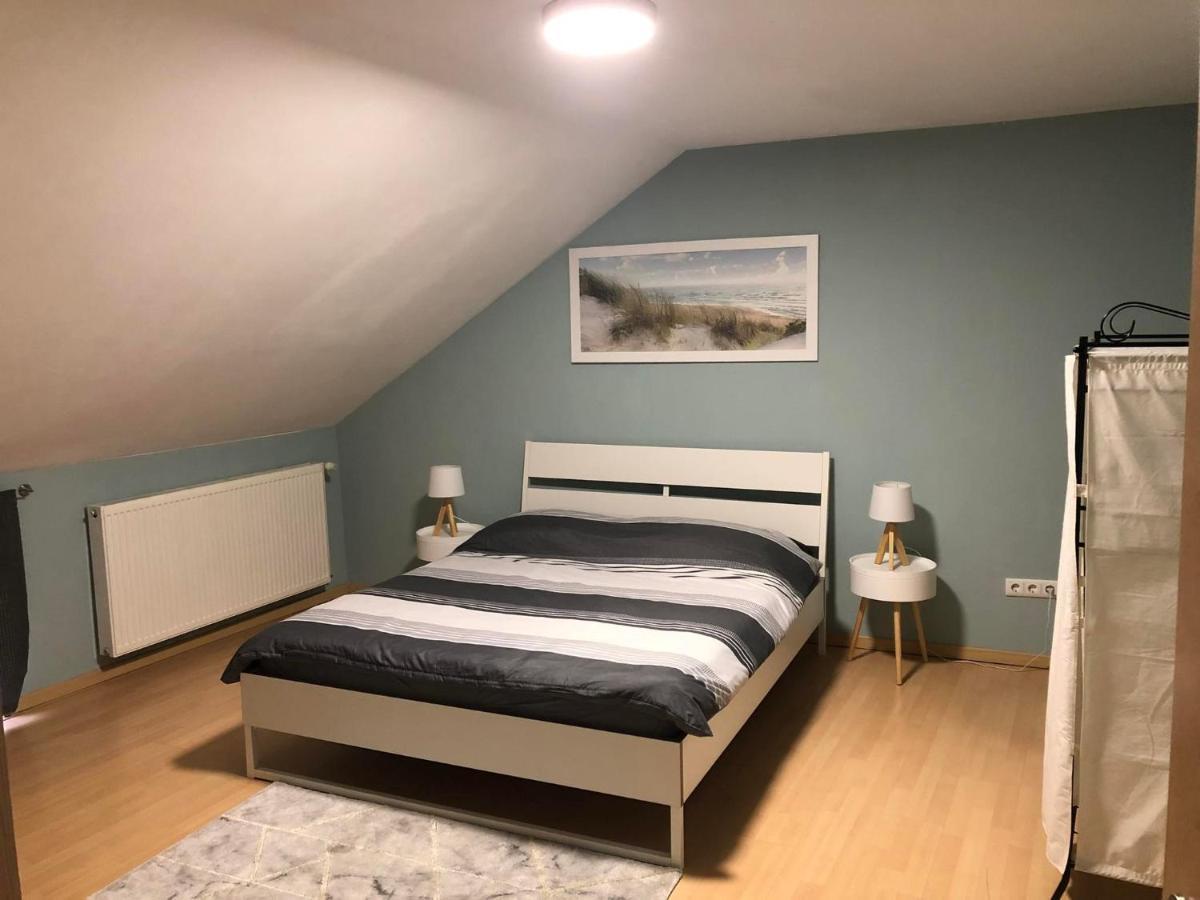 Cozy 120M² Apartment With 3 Bedrooms And 1 Home Cinema Useldange المظهر الخارجي الصورة